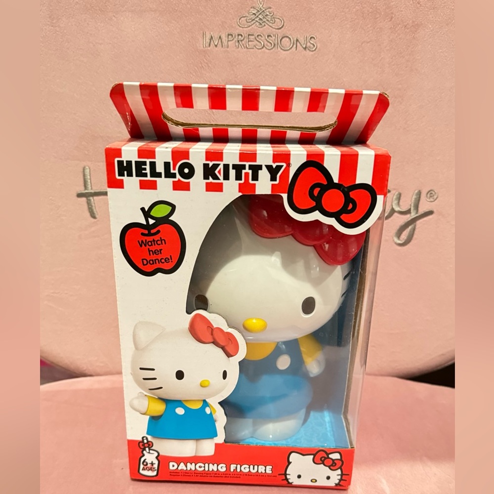 Hello kitty dancing figure